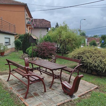 Apartment Flora Arandjelovac Dış mekan fotoğraf