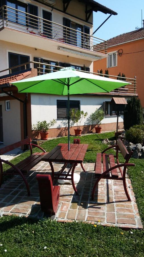Apartment Flora Arandjelovac Dış mekan fotoğraf